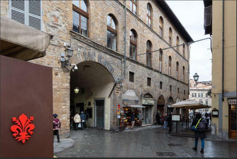Arch Duomo - *